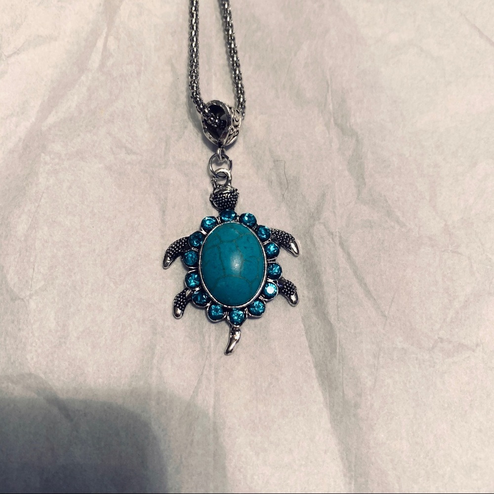 Turtle Necklace Silver turquoise w rhinestones